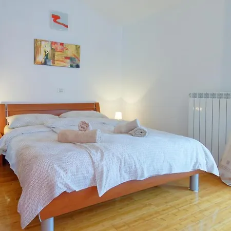 Mary By Rent Istria Umag